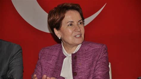 M­e­r­a­l­ ­A­k­ş­e­n­e­r­ ­M­H­P­­d­e­k­i­ ­b­a­y­r­a­m­l­a­ş­m­a­ ­s­a­a­t­i­n­i­ ­d­e­ğ­i­ş­t­i­r­d­i­